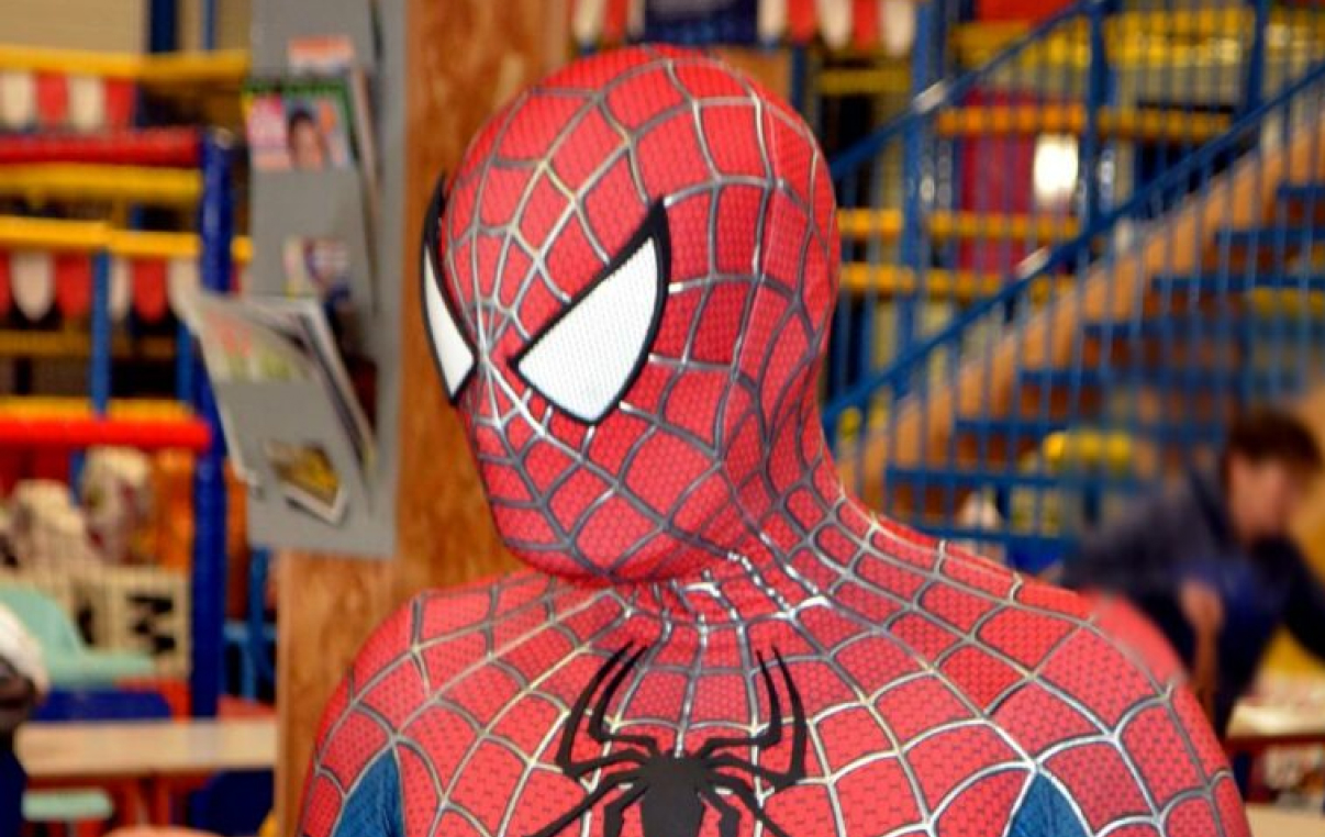 Animation mascottes personnalisée à Toulouse pour une fête à domicile inoubliable