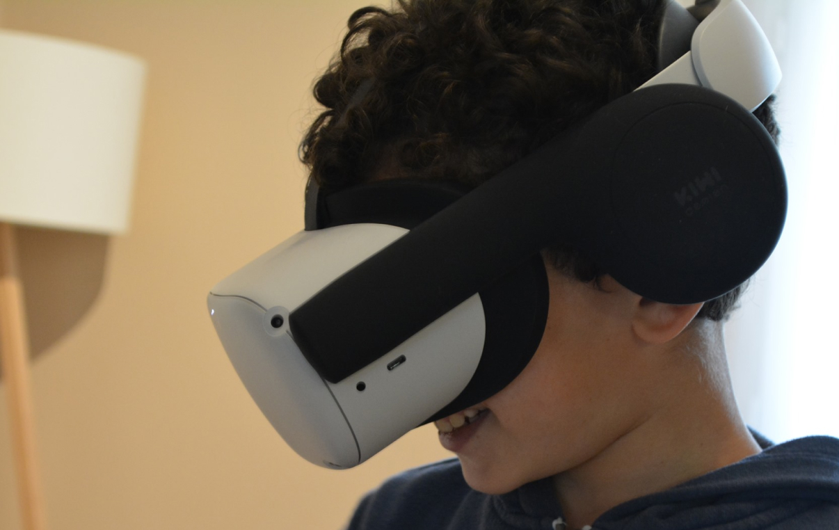 animation VR à domicile organisée dans une maison en Occitanie